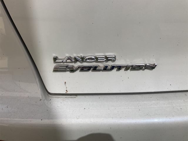 ランサー ＧＳＲエボリューションＸ　４ＷＤ　ＥＴＣ　アルミホイール　ＨＩＤ　ＡＴ　スマートキー　電動格納ミラー　盗難防止システム　衝突安全ボディ　ＡＢＳ　ＥＳＣ　エアコン（30枚目）