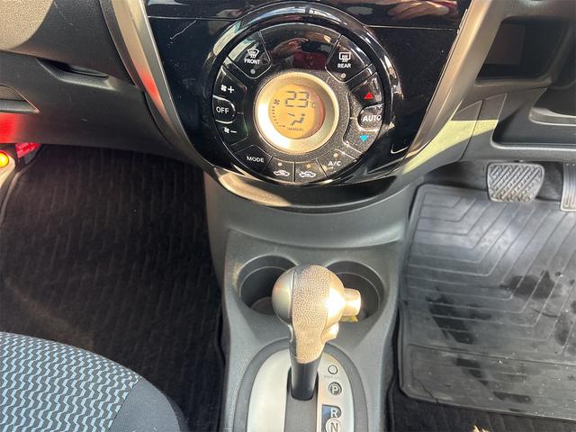 ノート Ｘ　ＦＯＵＲ　車検２年付／４ＷＤ／スマートキー／ナビ／ＴＶ／バックカメラ／前後ドライブレコーダー／（13枚目）