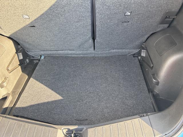 ノート Ｘ　ＦＯＵＲ　車検２年付／４ＷＤ／スマートキー／ナビ／ＴＶ／バックカメラ／前後ドライブレコーダー／（19枚目）