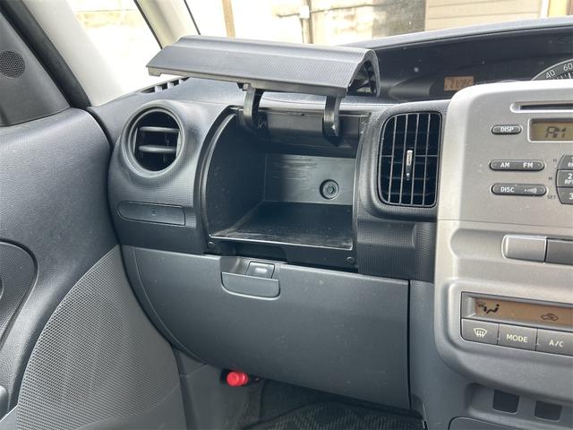 タント カスタムＸリミテッド　ＥＴＣ　電動スライドドア　ＨＩＤ　スマートキー　電動格納ミラー　ベンチシート　ＣＶＴ　盗難防止システム　ＡＢＳ　ＣＤ　アルミホイール　衝突安全ボディ　エアコン　パワーステアリング　パワーウィンドウ（10枚目）