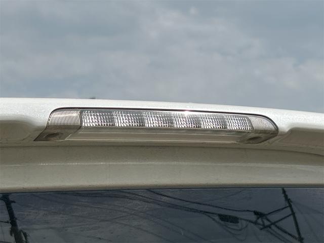 タント カスタムＸリミテッド　ＥＴＣ　電動スライドドア　ＨＩＤ　スマートキー　電動格納ミラー　ベンチシート　ＣＶＴ　盗難防止システム　ＡＢＳ　ＣＤ　アルミホイール　衝突安全ボディ　エアコン　パワーステアリング　パワーウィンドウ（24枚目）