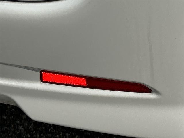 タント カスタムＸリミテッド　ＥＴＣ　電動スライドドア　ＨＩＤ　スマートキー　電動格納ミラー　ベンチシート　ＣＶＴ　盗難防止システム　ＡＢＳ　ＣＤ　アルミホイール　衝突安全ボディ　エアコン　パワーステアリング　パワーウィンドウ（27枚目）