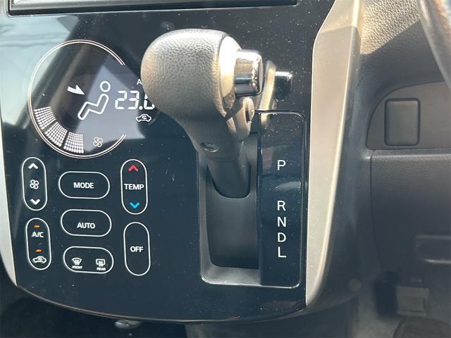 ｅＫカスタム Ｇ　バックカメラ　ＨＩＤ　スマートキー　アイドリングストップ　電動格納ミラー　ベンチシート　ＣＶＴ　盗難防止システム　ＡＢＳ　ミュージックプレイヤー接続可　アルミホイール　衝突安全ボディ　エアコン（41枚目）