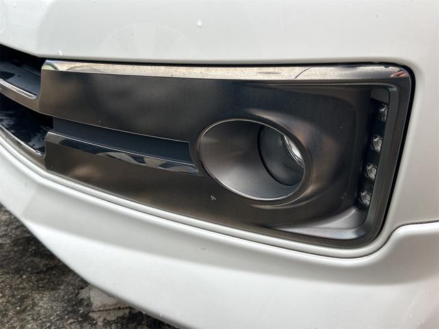 セレナ ライダー　ブラックライン　バックカメラ　ナビ　ＴＶ　オートクルーズコントロール　両側電動スライドドア　オートライト　ＨＩＤ　スマートキー　電動格納ミラー　後席モニター　３列シート　ＣＶＴ　アルミホイール（36枚目）