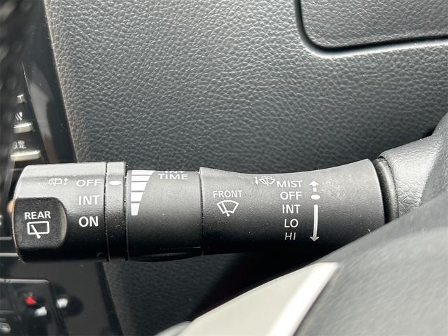 セレナ ライダー　ブラックライン　バックカメラ　ナビ　ＴＶ　オートクルーズコントロール　両側電動スライドドア　オートライト　ＨＩＤ　スマートキー　電動格納ミラー　後席モニター　３列シート　ＣＶＴ　アルミホイール（46枚目）