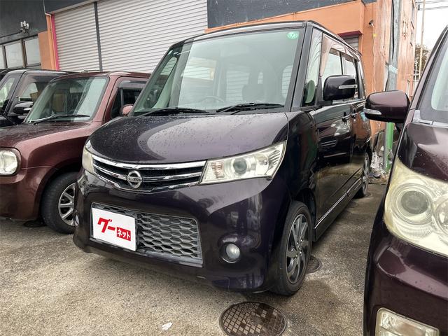 ルークス ハイウェイスター　両側スライド・片側電動　オートライト　ＨＩＤ　スマートキー　電動格納ミラー　ベンチシート　ＣＶＴ　盗難防止システム　ＡＢＳ　ＣＤ　ＵＳＢ　アルミホイール　衝突安全ボディ　エアコン　パワーステアリング（12枚目）