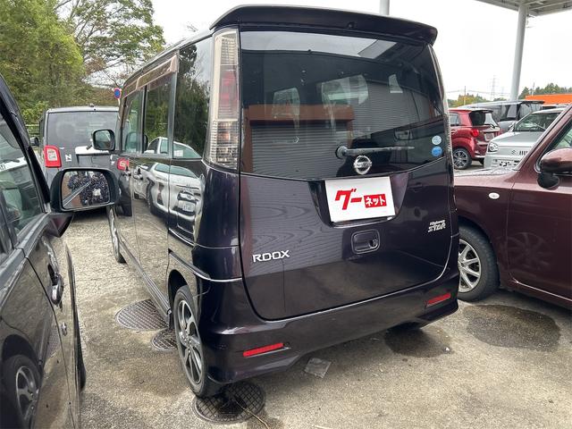 ルークス ハイウェイスター　両側スライド・片側電動　オートライト　ＨＩＤ　スマートキー　電動格納ミラー　ベンチシート　ＣＶＴ　盗難防止システム　ＡＢＳ　ＣＤ　ＵＳＢ　アルミホイール　衝突安全ボディ　エアコン　パワーステアリング（18枚目）