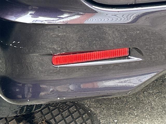 ルークス ハイウェイスター　両側スライド・片側電動　オートライト　ＨＩＤ　スマートキー　電動格納ミラー　ベンチシート　ＣＶＴ　盗難防止システム　ＡＢＳ　ＣＤ　ＵＳＢ　アルミホイール　衝突安全ボディ　エアコン　パワーステアリング（25枚目）