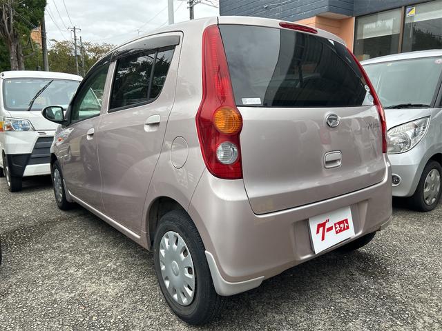 ミラ Ｘリミテッド　ＥＲ　キーレスエントリー　電動格納ミラー　ＣＶＴ　盗難防止システム　ＡＢＳ　ＣＤ　衝突安全ボディ　エアコン　パワーステアリング　パワーウィンドウ（18枚目）