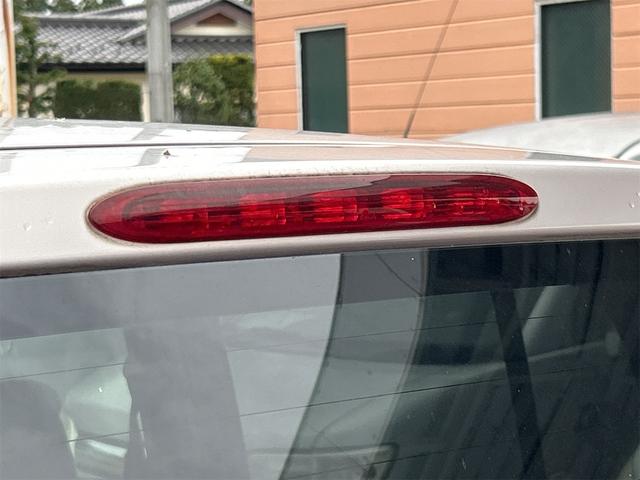 ミラ Ｘリミテッド　ＥＲ　キーレスエントリー　電動格納ミラー　ＣＶＴ　盗難防止システム　ＡＢＳ　ＣＤ　衝突安全ボディ　エアコン　パワーステアリング　パワーウィンドウ（23枚目）