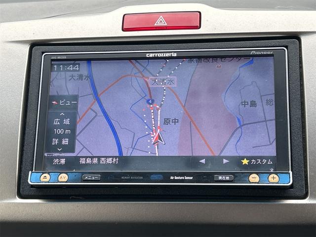 フリードスパイク Ｇ　ナビ　ＴＶ　両側スライドドア　キーレスエントリー　ＣＶＴ　ＣＤ　ＵＳＢ　ミュージックプレイヤー接続可　Ｂｌｕｅｔｏｏｔｈ　衝突安全ボディ　ＡＢＳ　ＥＳＣ　エアコン　パワーステアリング　パワーウィンドウ（4枚目）