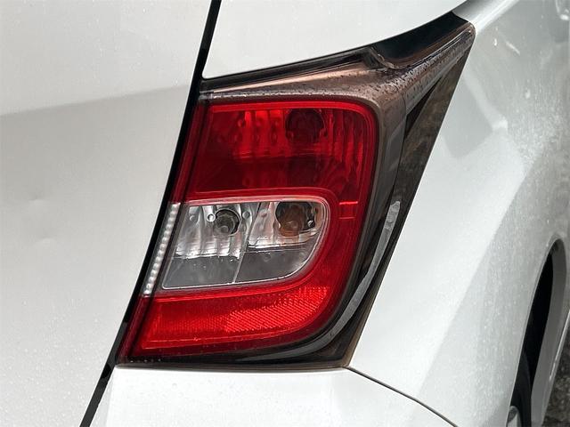 フリードスパイク Ｇ　ナビ　ＴＶ　両側スライドドア　キーレスエントリー　ＣＶＴ　ＣＤ　ＵＳＢ　ミュージックプレイヤー接続可　Ｂｌｕｅｔｏｏｔｈ　衝突安全ボディ　ＡＢＳ　ＥＳＣ　エアコン　パワーステアリング　パワーウィンドウ（26枚目）