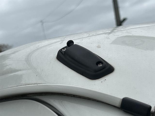 ハイゼットカーゴ 　ＭＴ　両側スライドドア　アイドリングストップ　エアコン　運転席エアバッグ　助手席エアバッグ（20枚目）