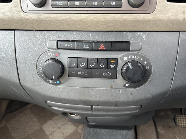 タント Ｘ　４ＷＤ　キーレスエントリー　電動格納ミラー　ベンチシート　ＡＴ　ＡＢＳ　ＣＤ　ＭＤ　アルミホイール　衝突安全ボディ　エアコン　パワーステアリング　パワーウィンドウ（5枚目）