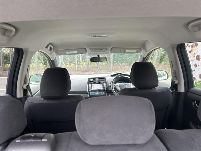リーフ Ｘ　バックカメラ　ナビ　オートクルーズコントロール　スマートキー　電動格納ミラー　シートヒーター　ＣＶＴ　盗難防止システム　衝突安全ボディ　ＡＢＳ　ＥＳＣ　ＣＤ　ミュージックプレイヤー接続可　エアコン（29枚目）