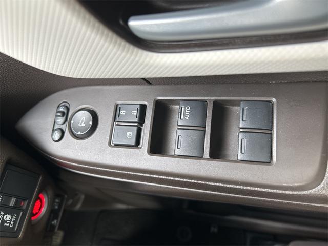 Ｎ－ＢＯＸ ＥＸ　４ＷＤ　ドライブレコーダー　バックカメラ　両側スライド・片側電動　ナビ　クリアランスソナー　オートクルーズコントロール　レーンアシスト　衝突被害軽減システム　オートライト　ＬＥＤヘッドランプ（9枚目）