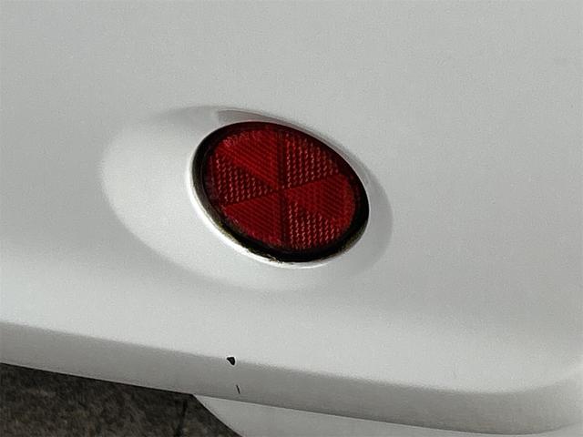 デイズ Ｘ　ＥＴＣ　全周囲カメラ　ナビ　ＴＶ　スマートキー　アイドリングストップ　電動格納ミラー　シートヒーター　ベンチシート　ＣＶＴ　盗難防止システム　ＡＢＳ　ＣＤ　ＵＳＢ　衝突安全ボディ　エアコン（29枚目）