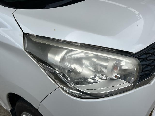 デイズ Ｘ　ＥＴＣ　全周囲カメラ　ナビ　ＴＶ　スマートキー　アイドリングストップ　電動格納ミラー　シートヒーター　ベンチシート　ＣＶＴ　盗難防止システム　ＡＢＳ　ＣＤ　ＵＳＢ　衝突安全ボディ　エアコン（36枚目）