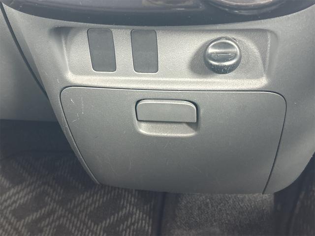 タント カスタムＸリミテッド　電動スライドドア　ＨＩＤ　スマートキー　電動格納ミラー　シートヒーター　ベンチシート　ＣＶＴ　盗難防止システム　ＡＢＳ　ＣＤ　ミュージックプレイヤー接続可　アルミホイール　衝突安全ボディ　エアコン（39枚目）