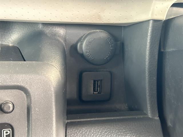 ＭＲワゴン Ｇ　バックカメラ　キーレスエントリー　電動格納ミラー　ベンチシート　ＣＶＴ　盗難防止システム　ＡＢＳ　ＣＤ　ＵＳＢ　衝突安全ボディ　エアコン　パワーステアリング　パワーウィンドウ（41枚目）