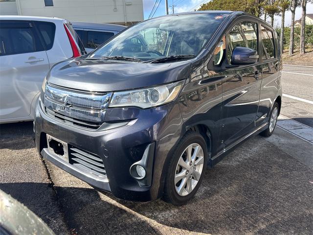 ｅＫカスタム Ｇ　ナビ　ＴＶ　ＨＩＤ　スマートキー　アイドリングストップ　電動格納ミラー　ベンチシート　ＣＶＴ　盗難防止システム　ＡＢＳ　ＣＤ　ＵＳＢ　ミュージックプレイヤー接続可　アルミホイール　衝突安全ボディ（12枚目）