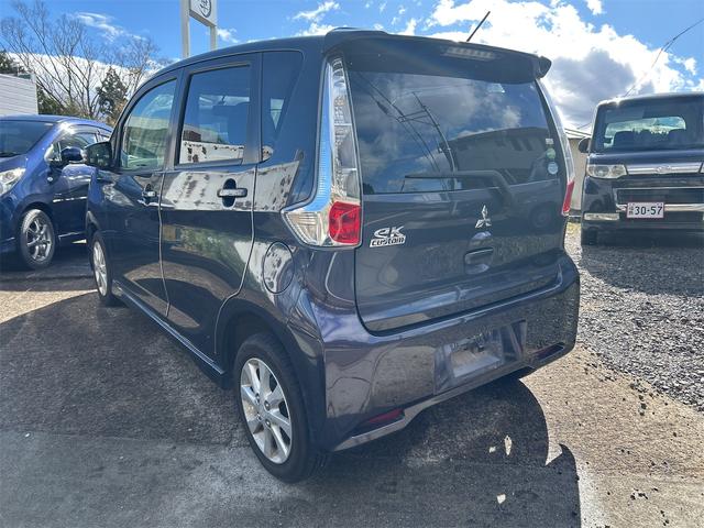 ｅＫカスタム Ｇ　ナビ　ＴＶ　ＨＩＤ　スマートキー　アイドリングストップ　電動格納ミラー　ベンチシート　ＣＶＴ　盗難防止システム　ＡＢＳ　ＣＤ　ＵＳＢ　ミュージックプレイヤー接続可　アルミホイール　衝突安全ボディ（23枚目）