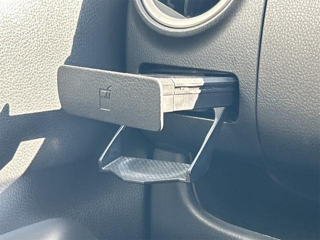 ｅＫカスタム Ｇ　ナビ　ＴＶ　ＨＩＤ　スマートキー　アイドリングストップ　電動格納ミラー　ベンチシート　ＣＶＴ　盗難防止システム　ＡＢＳ　ＣＤ　ＵＳＢ　ミュージックプレイヤー接続可　アルミホイール　衝突安全ボディ（41枚目）