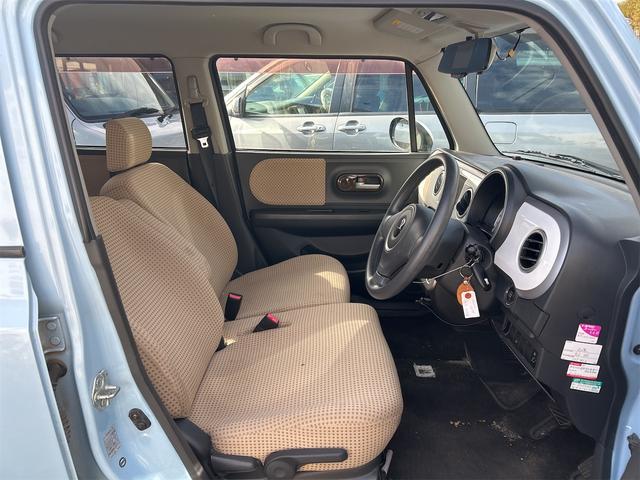 アルトラパン リミテッド　ナビ　スマートキー　電動格納ミラー　シートヒーター　ＣＶＴ　盗難防止システム　ＡＢＳ　Ｂｌｕｅｔｏｏｔｈ　アルミホイール　衝突安全ボディ　エアコン　パワーステアリング　パワーウィンドウ（11枚目）