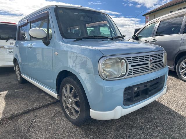 アルトラパン リミテッド　ナビ　スマートキー　電動格納ミラー　シートヒーター　ＣＶＴ　盗難防止システム　ＡＢＳ　Ｂｌｕｅｔｏｏｔｈ　アルミホイール　衝突安全ボディ　エアコン　パワーステアリング　パワーウィンドウ（13枚目）