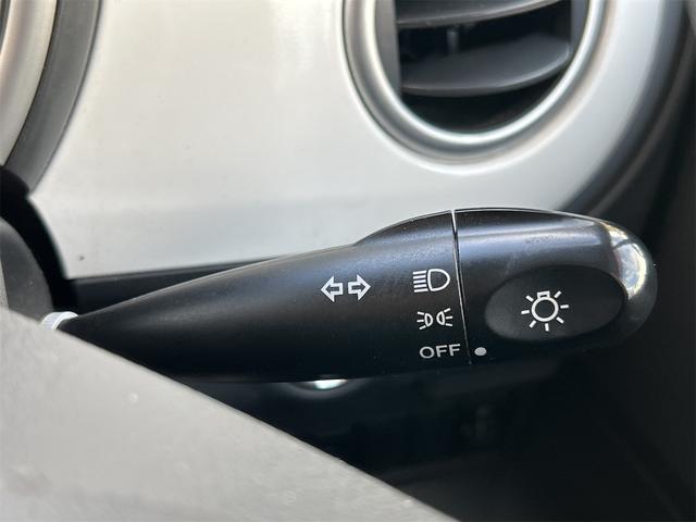 アルトラパン リミテッド　ナビ　スマートキー　電動格納ミラー　シートヒーター　ＣＶＴ　盗難防止システム　ＡＢＳ　Ｂｌｕｅｔｏｏｔｈ　アルミホイール　衝突安全ボディ　エアコン　パワーステアリング　パワーウィンドウ（40枚目）