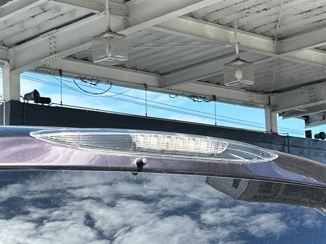 セレナ ハイウェイスター S-ハイブリッド Vセレクション バックカメラ ナビ TV オートクルーズコントロール 両側電動スライドドア オートライト HID スマートキー 電動格納ミラー 後席モニター 3列シート ウォークスルー CVT アルミホイール(26枚目)