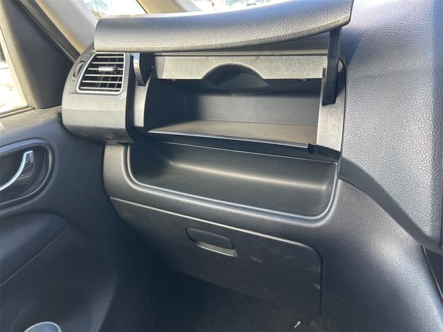 セレナ ハイウェイスター S-ハイブリッド Vセレクション バックカメラ ナビ TV オートクルーズコントロール 両側電動スライドドア オートライト HID スマートキー 電動格納ミラー 後席モニター 3列シート ウォークスルー CVT アルミホイール(43枚目)