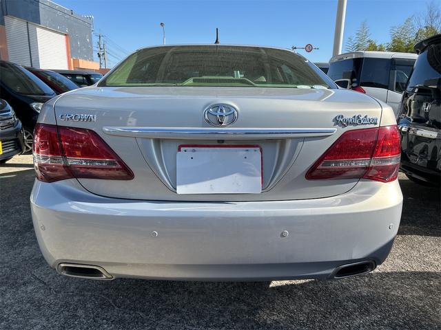 クラウン ロイヤルサルーン ドライブレコーダー ETC クリアランスソナー オートクルーズコントロール バックカメラ ナビ アルミホイール HID AT スマートキー 電動格納ミラー 盗難防止システム パワーシート(16枚目)