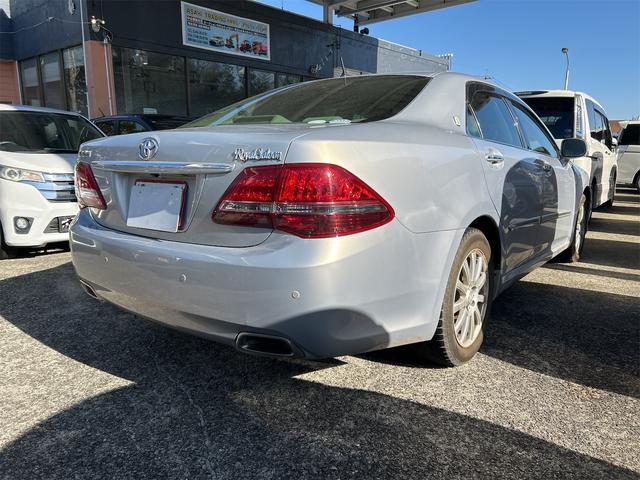 クラウン ロイヤルサルーン ドライブレコーダー ETC クリアランスソナー オートクルーズコントロール バックカメラ ナビ アルミホイール HID AT スマートキー 電動格納ミラー 盗難防止システム パワーシート(17枚目)