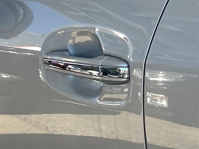 クラウン ロイヤルサルーン ドライブレコーダー ETC クリアランスソナー オートクルーズコントロール バックカメラ ナビ アルミホイール HID AT スマートキー 電動格納ミラー 盗難防止システム パワーシート(27枚目)