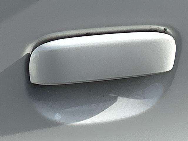 デイズ ハイウェイスター　Ｊ　バックカメラ　ＨＩＤ　電動格納ミラー　ベンチシート　ＣＶＴ　ＡＢＳ　ミュージックプレイヤー接続可　アルミホイール　衝突安全ボディ　エアコン　パワーステアリング　パワーウィンドウ　運転席エアバッグ（28枚目）