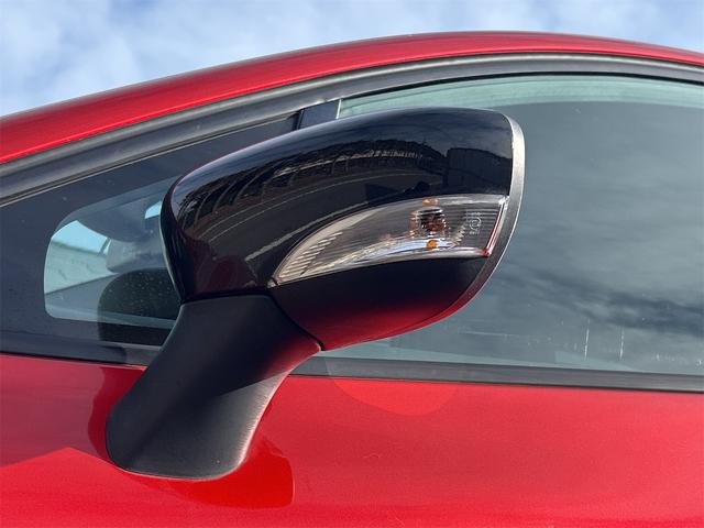 ルーテシア 　ナビ　アルミホイール　オートライト　電動格納ミラー　ＡＴ　エアコン　パワーステアリング　パワーウィンドウ（33枚目）