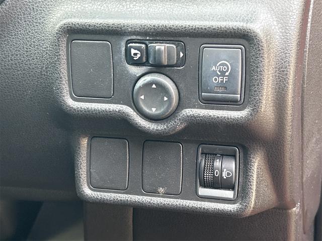 �w�A�C�h�����O�X�g�b�v�x�N���}����Ԃ���Ǝ����I�ɃG���W�����~���A���ʂȔR�������r�o�K�X��}���܂��B�f�����G���W�����Ďn��������ȂǁA�h���C�o�[�̊��o�ƃY���̂Ȃ����R�Ȑ����ڎw���Ă��܂��B