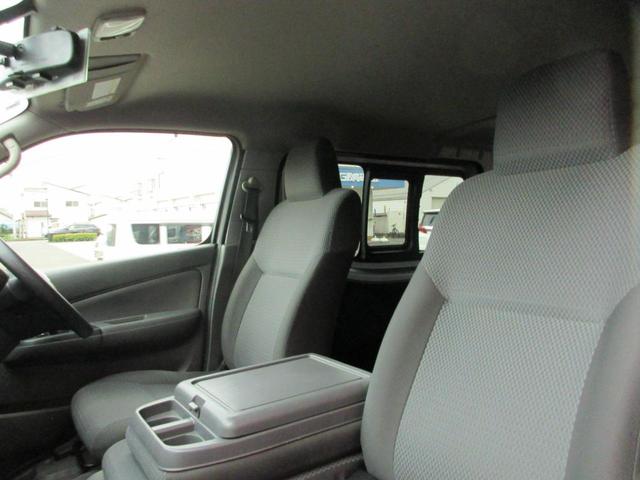ＮＶ３５０キャラバンバン ロングＤＸターボ　４ドアバン２．５ＤターボＤＸロング４ＷＤ　ナビ／ＴＶ／バックモニター／キーレス／中古スタッドレスホイール付４本（9枚目）