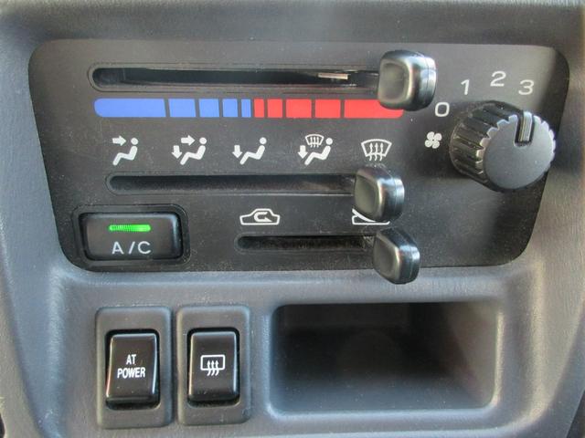 サンバーバン ＶＢ　バン６６０ＶＢ　４ＷＤ　走行距離４００００ｋｍ／エアコン／４ＷＤ／ＥＴＣ／車検２年（16枚目）