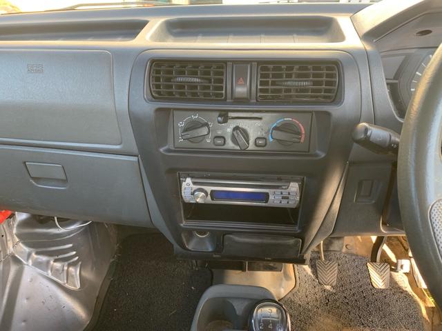 クリッパーバン ＤＸ　切替４ＷＤ　５速マニュアル　車検令和９年１２月２０日　軽バン！ケッパコ（18枚目）