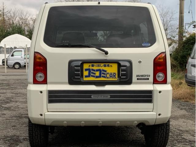 ネイキッド Ｇ　車検令和９年１１月！５速マニュアル！マジカルギア（3枚目）