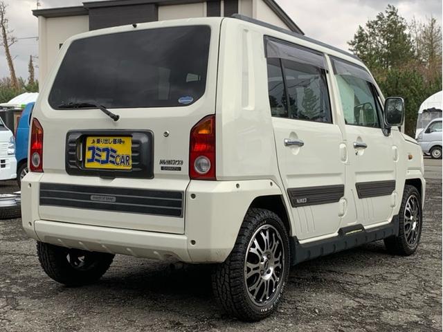 ネイキッド Ｇ　車検令和９年１１月！５速マニュアル！マジカルギア（8枚目）