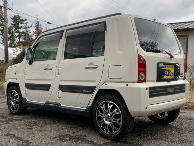 ネイキッド Ｇ　車検令和９年１１月！５速マニュアル！マジカルギア（9枚目）