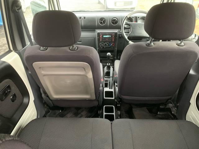 ネイキッド Ｇ　車検令和９年１１月！５速マニュアル！マジカルギア（22枚目）