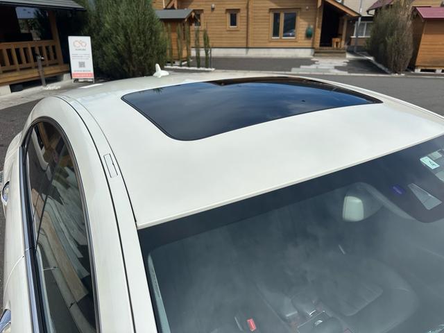 ＣＬＳクラス ＣＬＳ３５０　サンルーフ！！禁煙車！！インテリジェントキー！！プッシュスタート！！内外装クリーニング済み！！ＴＶキット！！パワートランク！！ＥＴＣ！！社外グリル！！フロントスポイラー！！ＡＭＧ純正オプションアルミ！（23枚目）