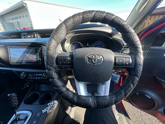 ハイラックス Ｚ　ワンオーナー！禁煙車！構造変更済み！リフトアップ（ビルシュタイン）！ブロックタイヤ！ヒッチメンバー！前後ドラレコ！社外ナビ！ＷＰＦフォグ！バックカメラ！内外装クリーニング済み！（7枚目）