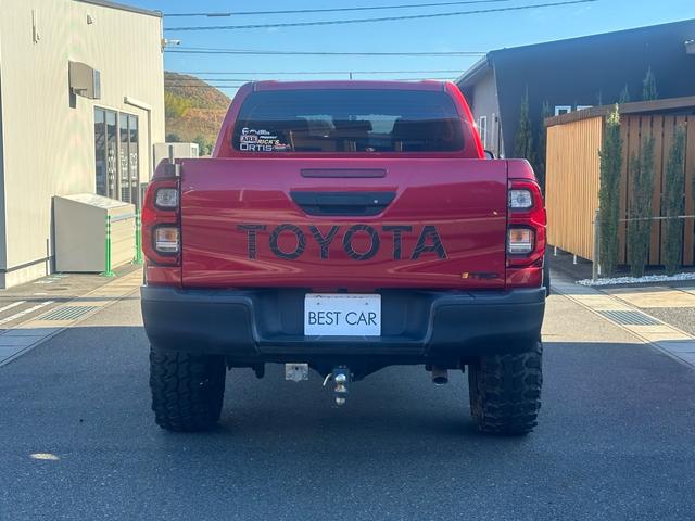 ハイラックス Ｚ　ワンオーナー！禁煙車！構造変更済み！リフトアップ（ビルシュタイン）！ブロックタイヤ！ヒッチメンバー！前後ドラレコ！社外ナビ！ＷＰＦフォグ！バックカメラ！内外装クリーニング済み！（19枚目）