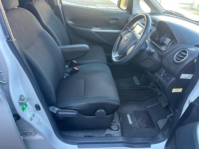 デイズ ハイウェイスター　Ｇ　禁煙車！！純正ナビゲーション！！バックカメラ！！インテリジェントキー！！アイドリングストップ！！シートヒーター！！衝突安全ボディ！！内外装クリーニング済み！！（3枚目）