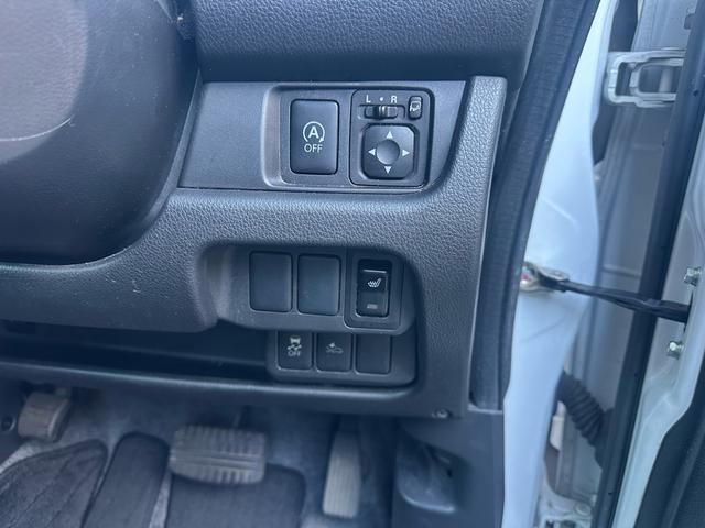 デイズ ハイウェイスター　Ｇ　禁煙車！！純正ナビゲーション！！バックカメラ！！インテリジェントキー！！アイドリングストップ！！シートヒーター！！衝突安全ボディ！！内外装クリーニング済み！！（8枚目）